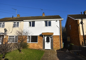 2 bedroom house to rent - Priory Crescent, Aylesbury, HP19 - Property View 1