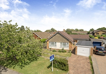 3 bedroom house for sale - Campion Close, Aylesbury, Buckinghamshire, HP20 - Property View 1