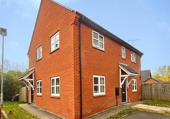 2 bedroom maisonette for sale - Gyles Close, Winslow, Buckingham, Buckinghamshire, MK18 - Property View 1