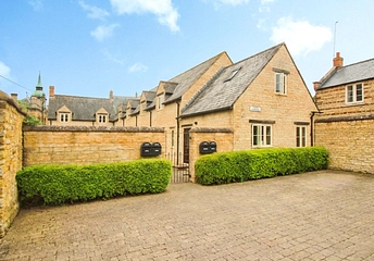 3 bedroom house to rent - Moat Lane, Towcester, Northamptonshire, NN12 - Property View 1