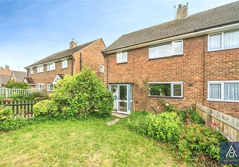 3 bedroom house for sale - Beaumont Crescent, Brackley, NN13 - Property View 1