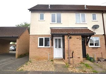 2 bedroom terraced to rent - Longlands Court, Winslow, Buckingham, Buckinghamshire, MK18 - Property View 1