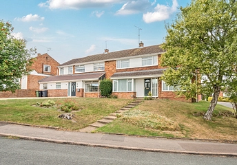 4 bedroom house for sale - Kirkstone Drive, Dunstable, Bedfordshire, LU6 - Property View 1