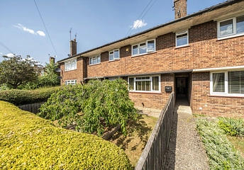 3 bedroom house for sale - Brive Road, Dunstable, Bedfordshire, LU5 - Property View 1