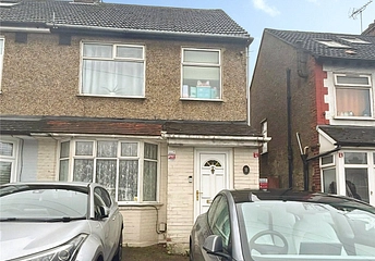3 bedroom house to rent - Poynters Road, Dunstable, Bedfordshire, LU5 - Property View 1