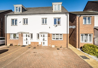 4 bedroom house for sale - Dukeminster Road, Dunstable, Bedfordshire, LU5 - Property View 1