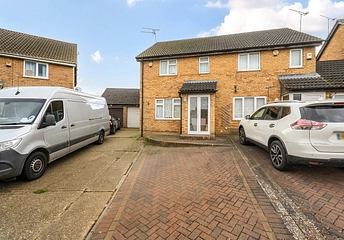 3 bedroom house for sale - Partridge Close, Luton, Bedfordshire, LU4 - Property View 1