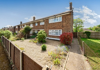 2 bedroom maisonette for sale - Ashcroft, Dunstable, Bedfordshire, LU6 - Property View 1