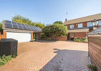 3 bedroom house for sale - High Street South, Dunstable, Bedfordshire, LU6 - Property View 1