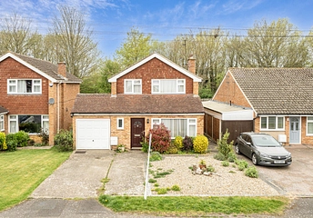 3 bedroom house for sale - Connaught Road, Aylesbury, Buckinghamshire, HP20 - Property View 1