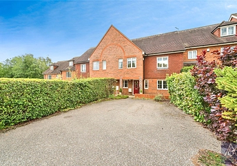 4 bedroom house for sale - Aris Way, Buckingham, Buckinghamshire, MK18 - Property View 1