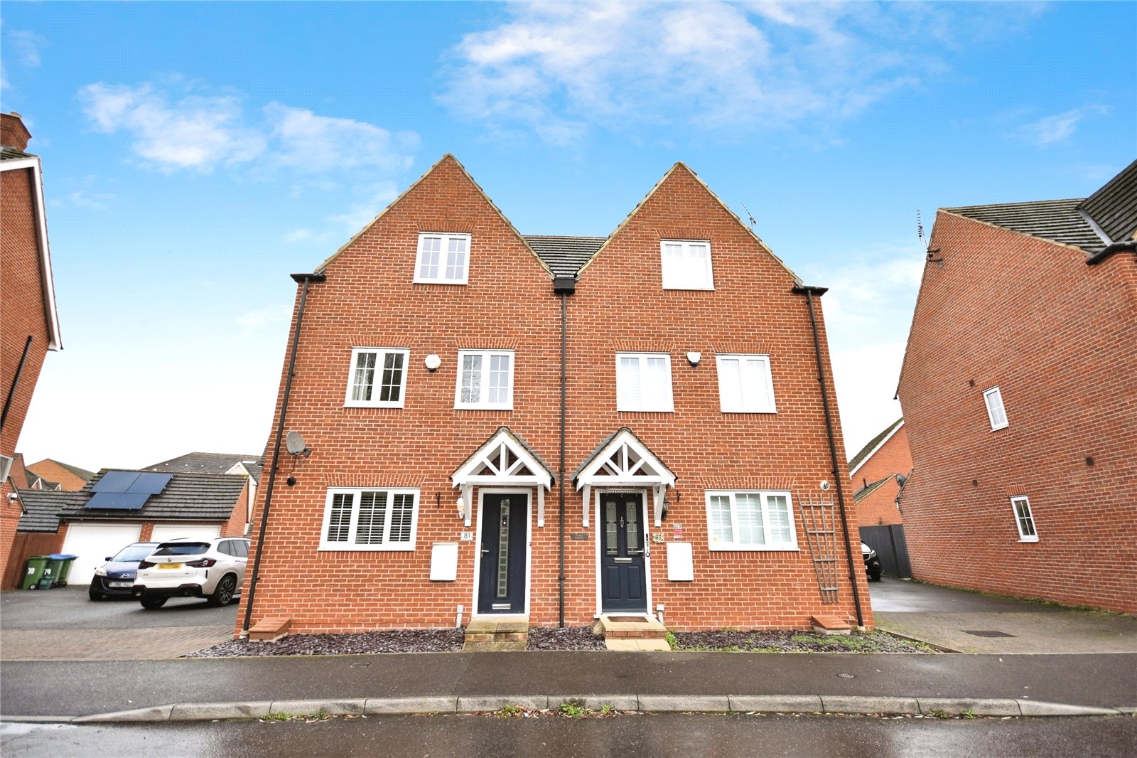 3 bedroom house to rent - Foskett Way, Aylesbury, Buckinghamshire, HP21 - Property View 1