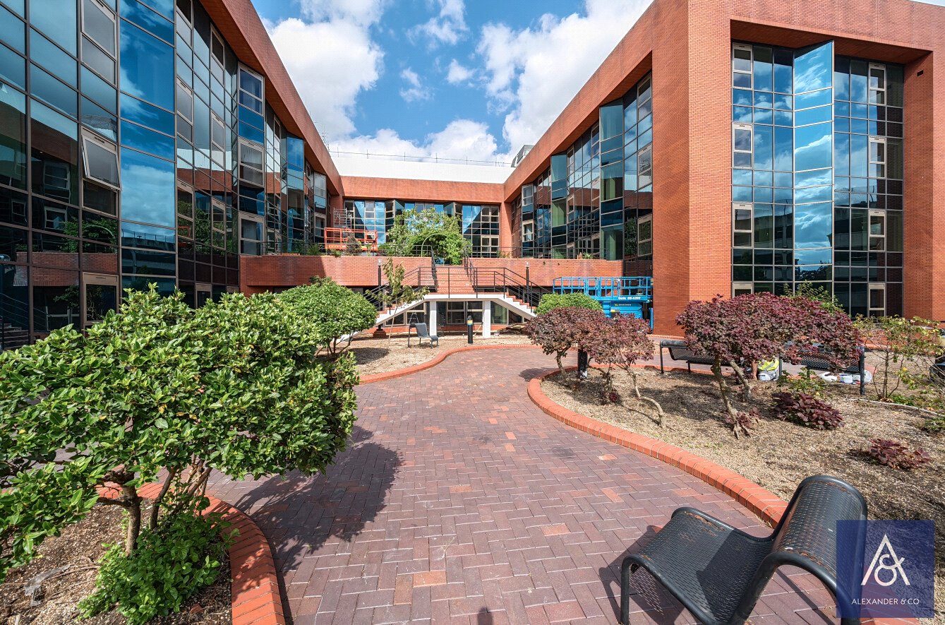 1 bedroom apartment to rent - Walton Street, Aylesbury, Buckinghamshire, HP21 - Property View 2