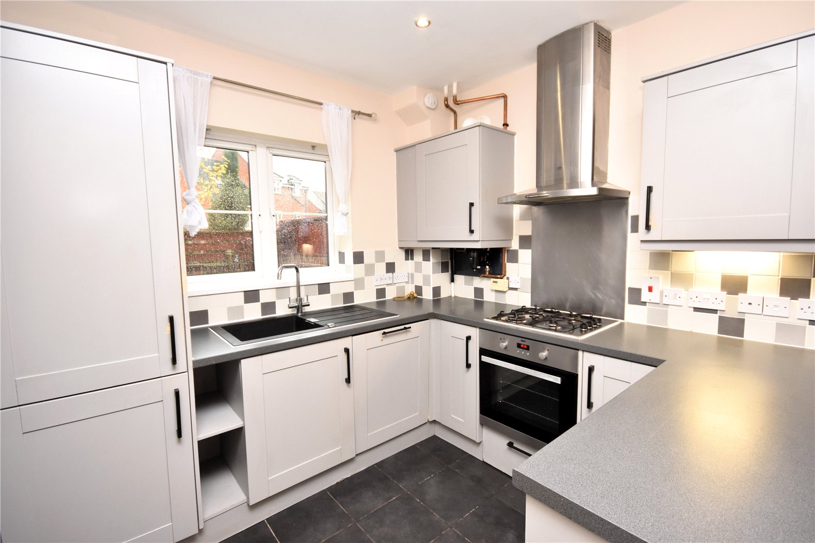 3 bedroom house to rent - Leys Close, Buckinghamshire, Aylesbury, HP19 - Property View 3