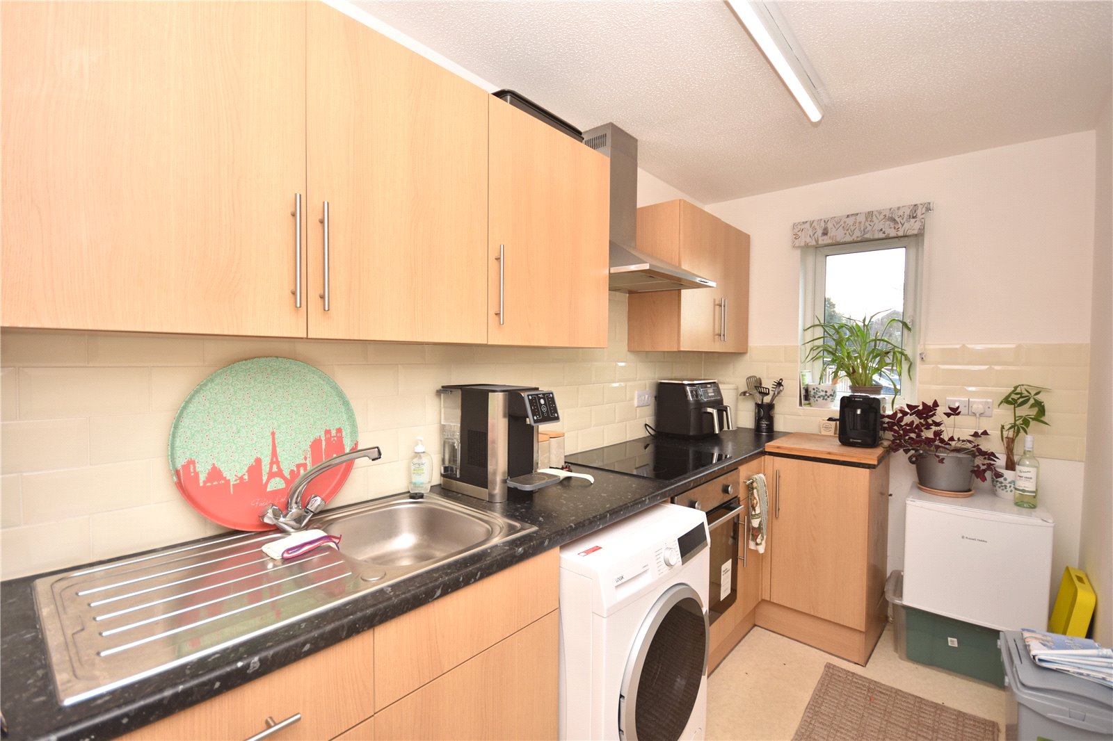1 bedroom maisonette to rent - Garron Close, Aylesbury, HP21 - Property View 3
