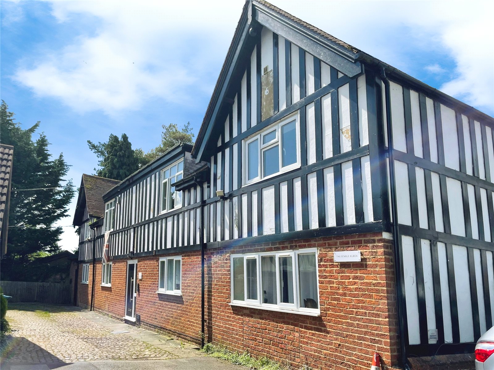 2 bedroom apartment for sale - The Stable Block, The Firs, Whitchurch, Buckinghamshire, HP22 - Property View 1
