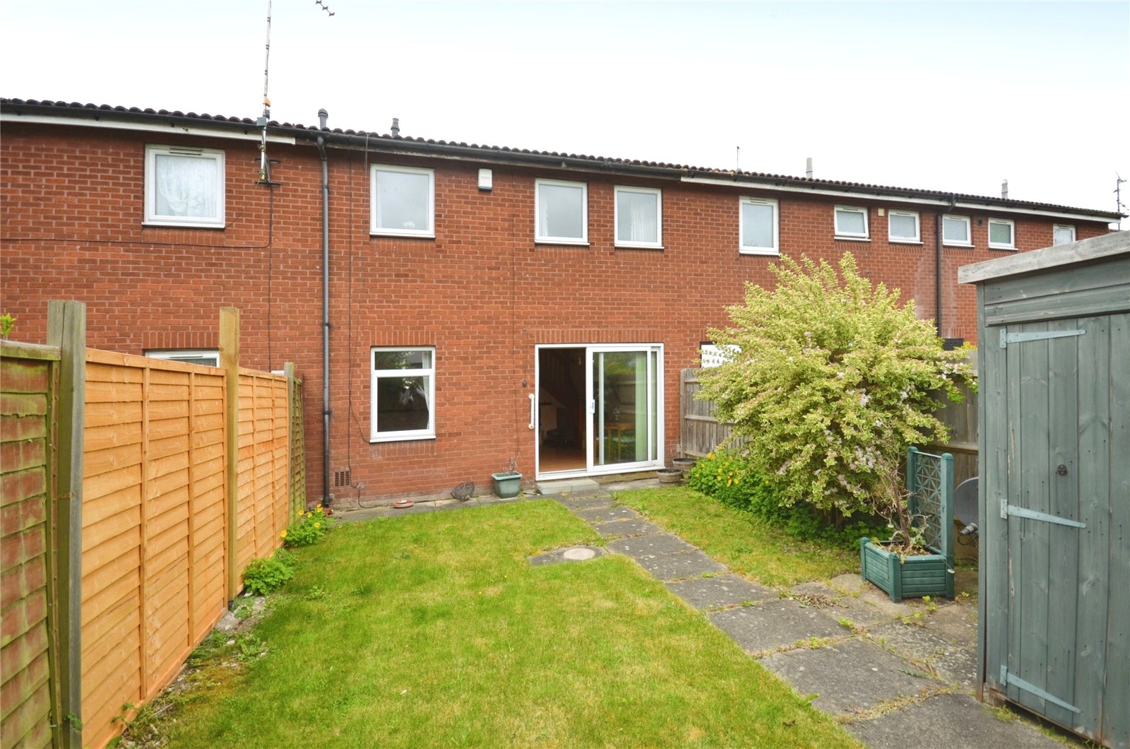 3 bedroom house for sale - Tees Road, Aylesbury, Buckinghamshire, HP21 - Property View 1