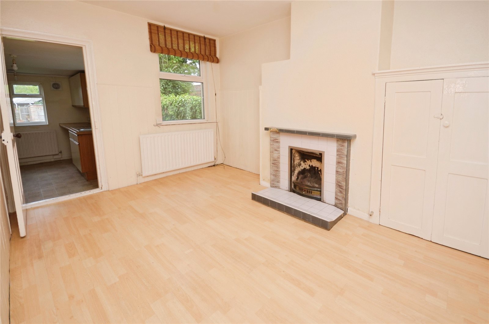 2 bedroom house for sale - Aylesbury Road, Aston Clinton, Aylesbury, Buckinghamshire, HP22 - Property View 3