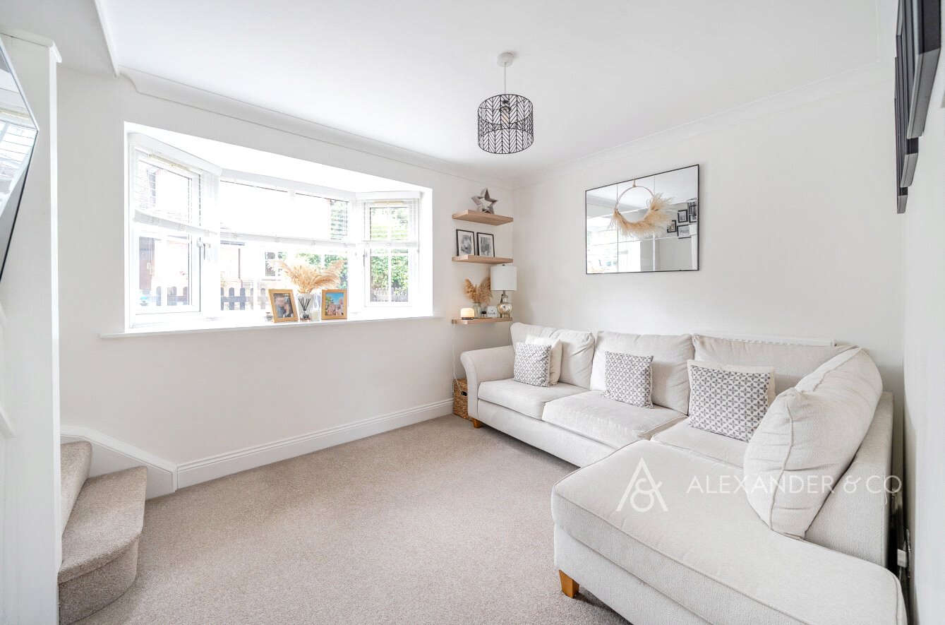2 bedroom house for sale - Angels Close, Winslow, Buckingham, Buckinghamshire, MK18 - Property View 1