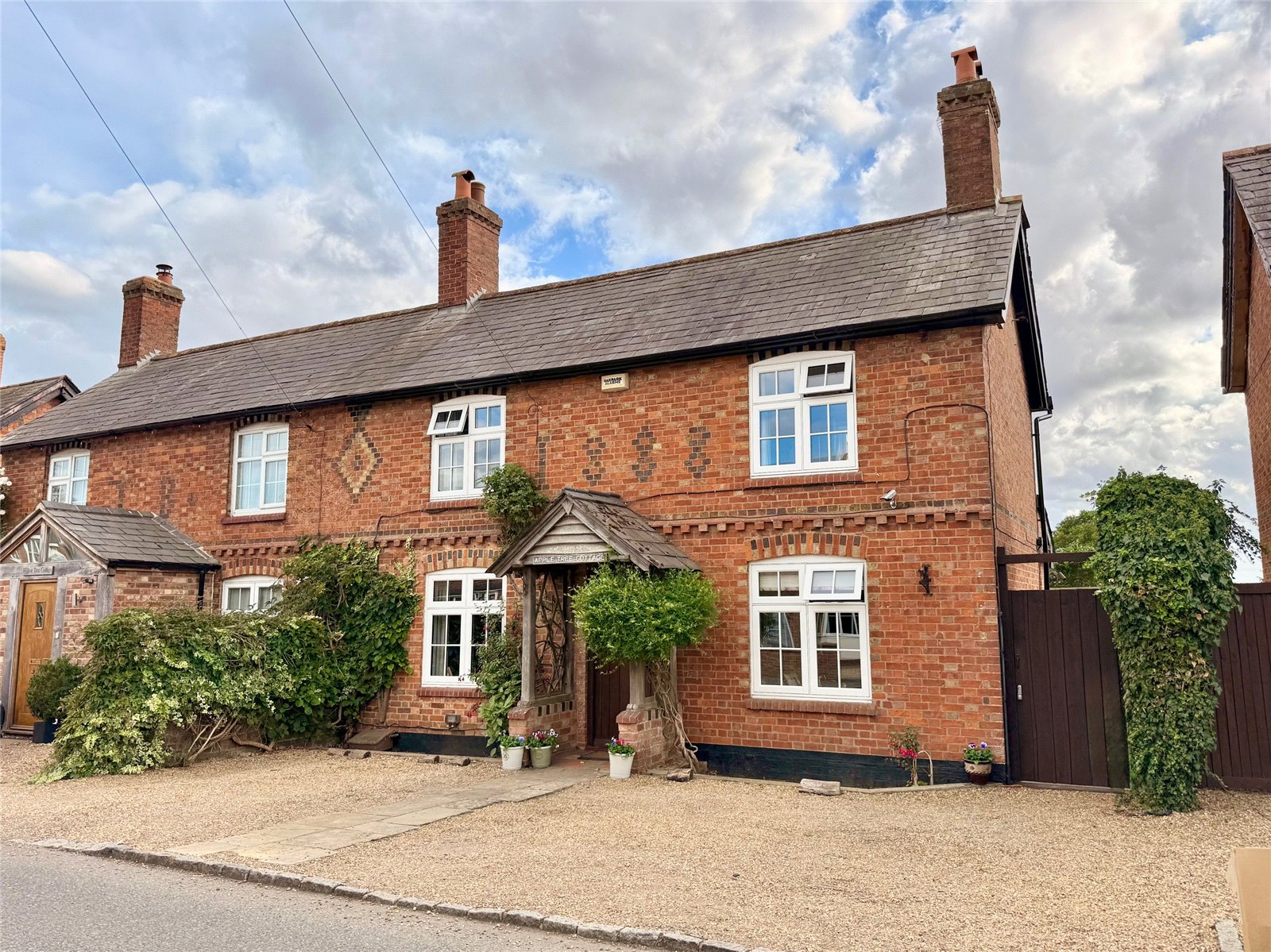 2 bedroom house for sale - Station Road, Mursley, Milton Keynes, Buckinghamshire, MK17 - Property View 1