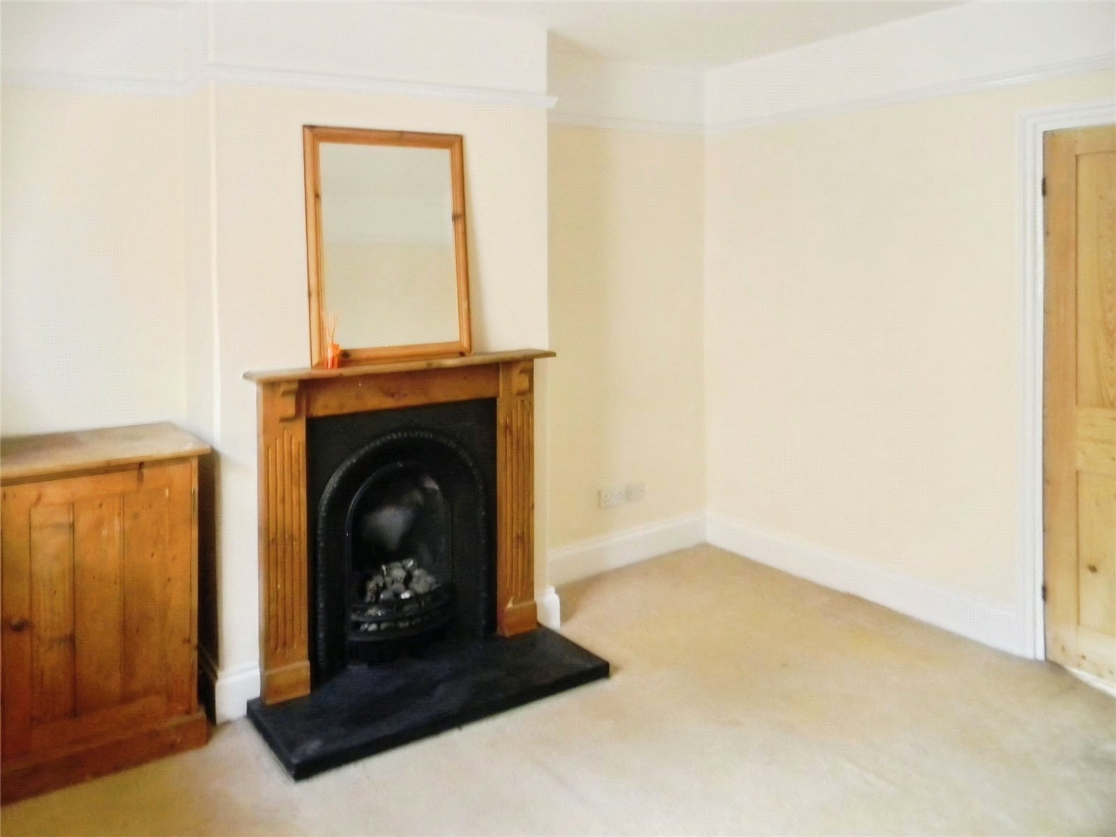 2 bedroom terraced to rent - Manor Street, Berkhamsted, Hertfordshire, HP4 - Property View 2