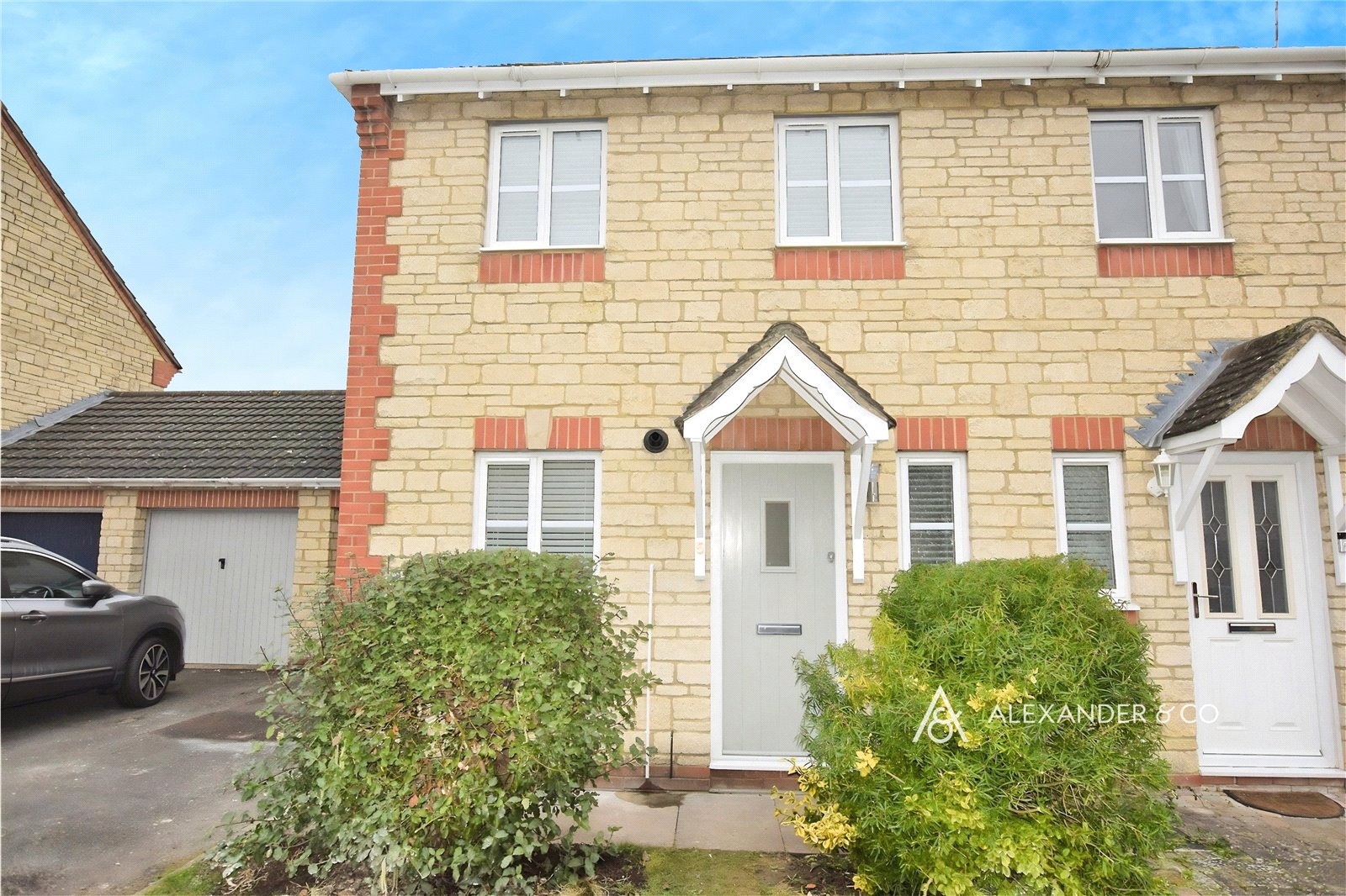 2 bedroom house to rent - Robins Way, Bicester, Oxfordshire, OX26 - Property View 1