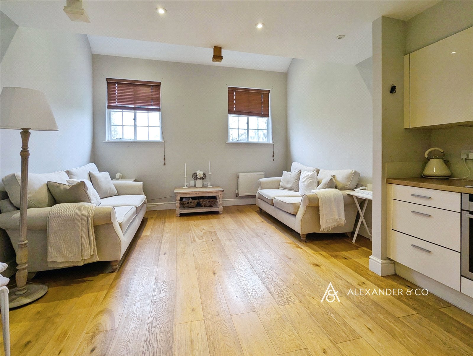 2 bedroom cottage to rent - The Ration Store, The Parade, Caversfield, Bicester, OX27 - Property View 3