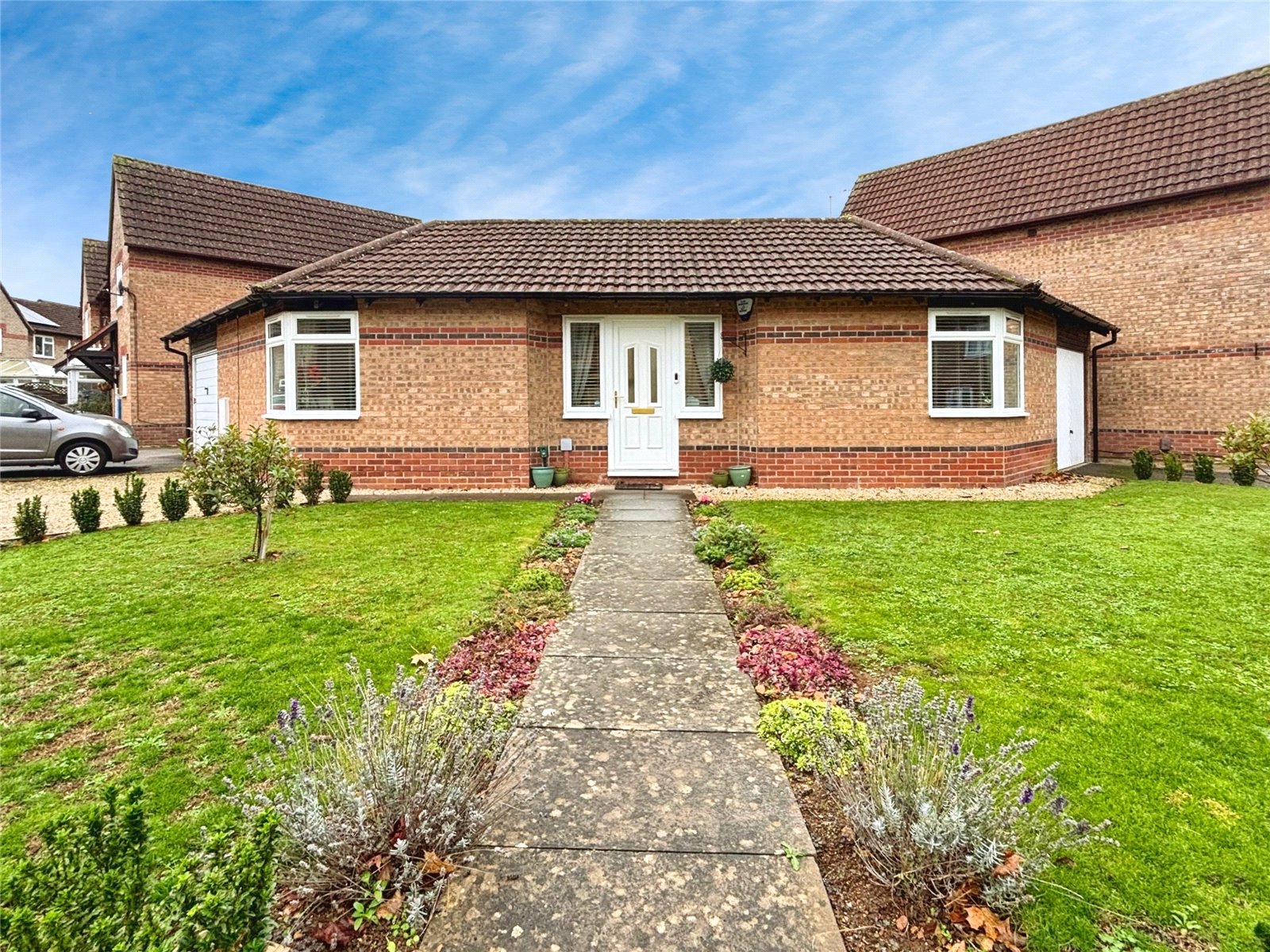 1 bedroom bungalow for sale - Spruce Drive, Bicester, Oxfordshire, OX26 - Property View 1