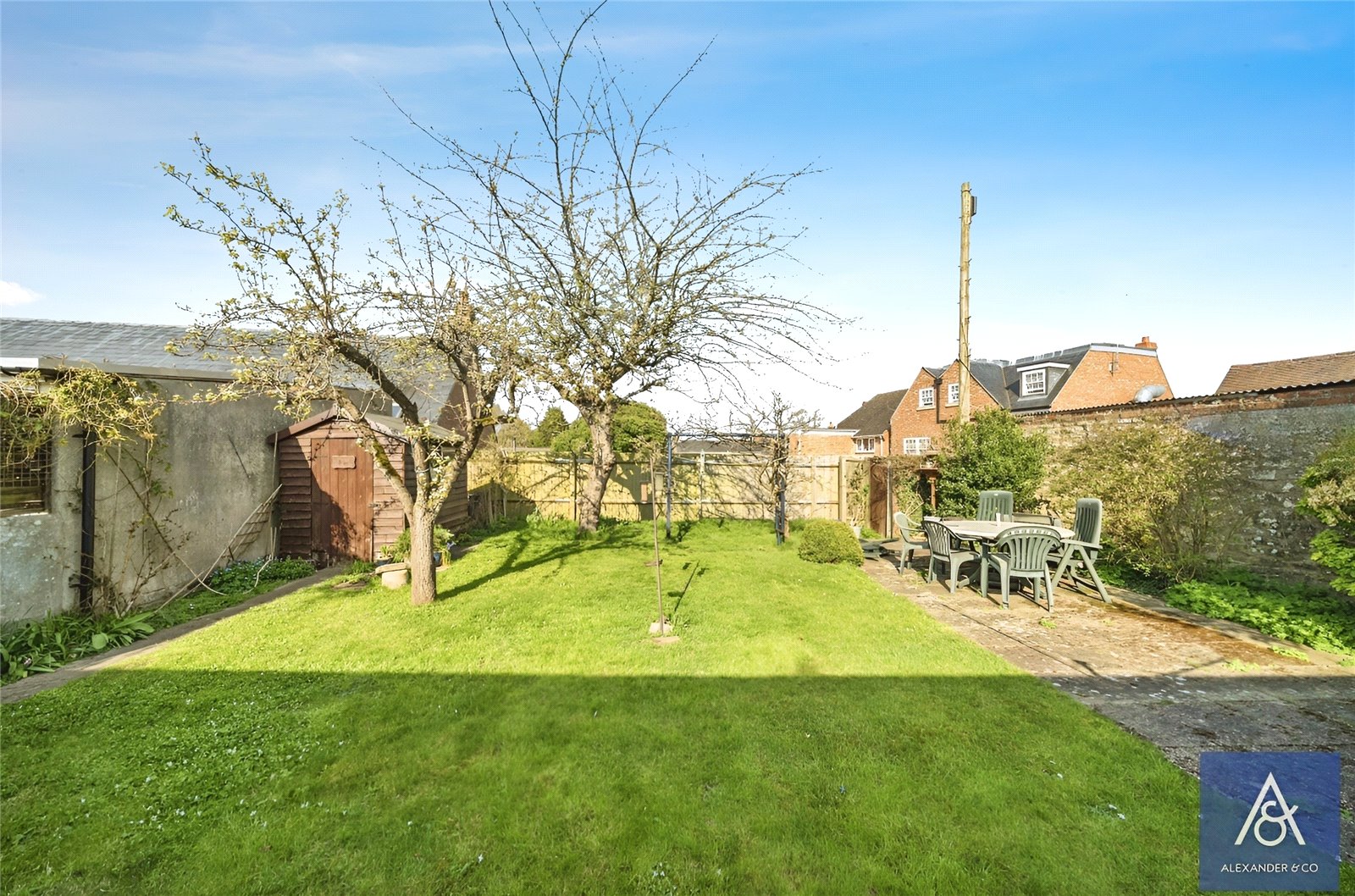 4 bedroom bungalow for sale - Halse Road, Brackley, Northamptonshire, NN13 - Property View 2