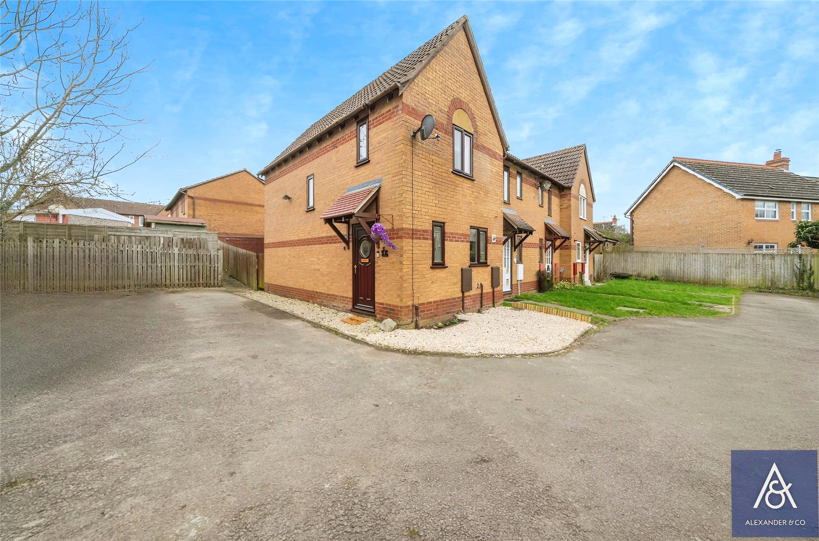 2 bedroom house for sale - Ford Drive, Brackley, Northamptonshire, NN13 - Property View 1