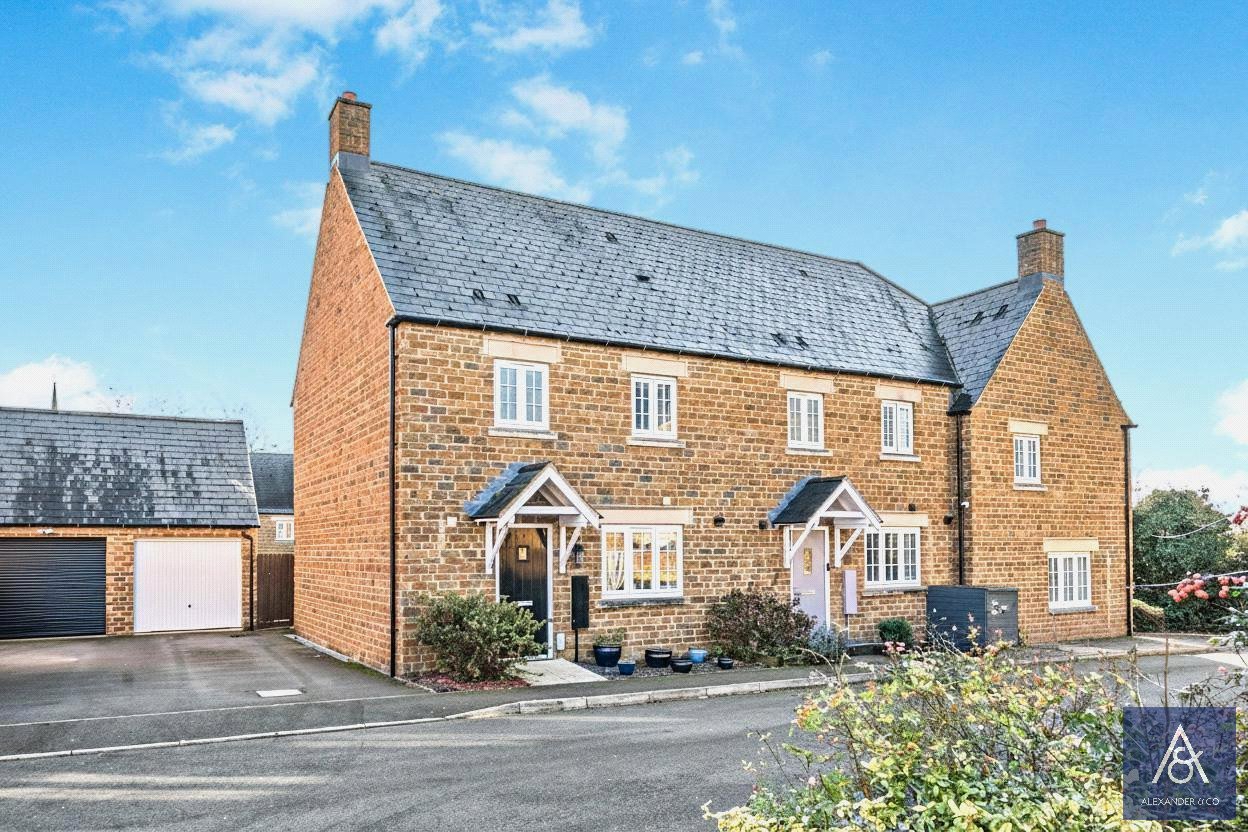 3 bedroom house for sale - Leather Lane, Middleton Cheney, Banbury, Northamptonshire, OX17 - Property View 1
