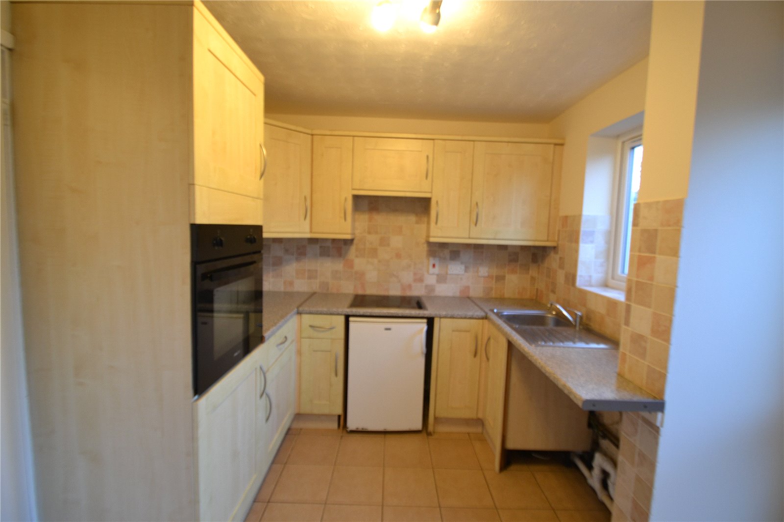 house to rent - Longlands Walk, Winslow, Buckingham, MK18 - Property View 3