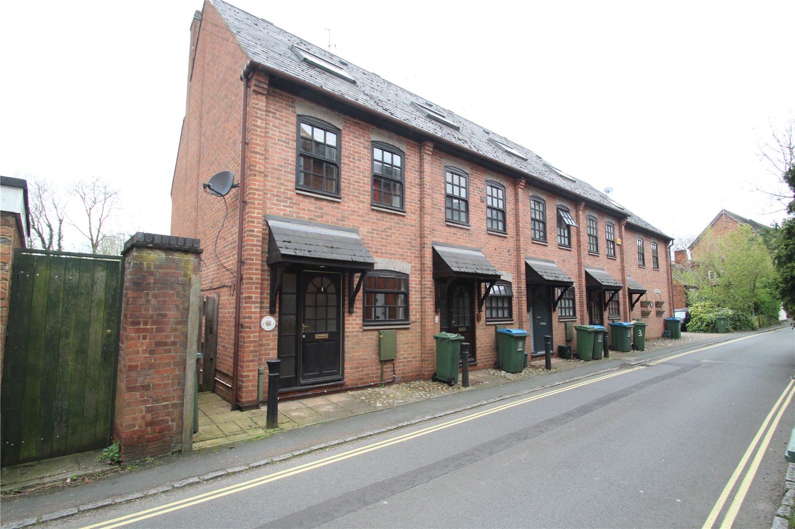 3 bedroom house to rent - The Moorings, School Lane, Buckingham, MK18 - Property View 1