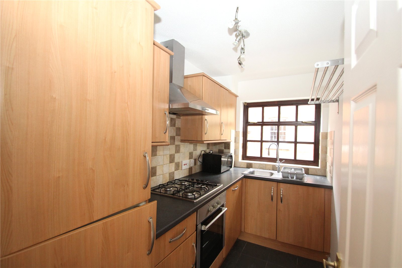 3 bedroom house to rent - The Moorings, School Lane, Buckingham, MK18 - Property View 3