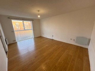 2 bedroom apartment to rent - Duchess Court, The Mall, Dunstable, LU5 - Property View 2