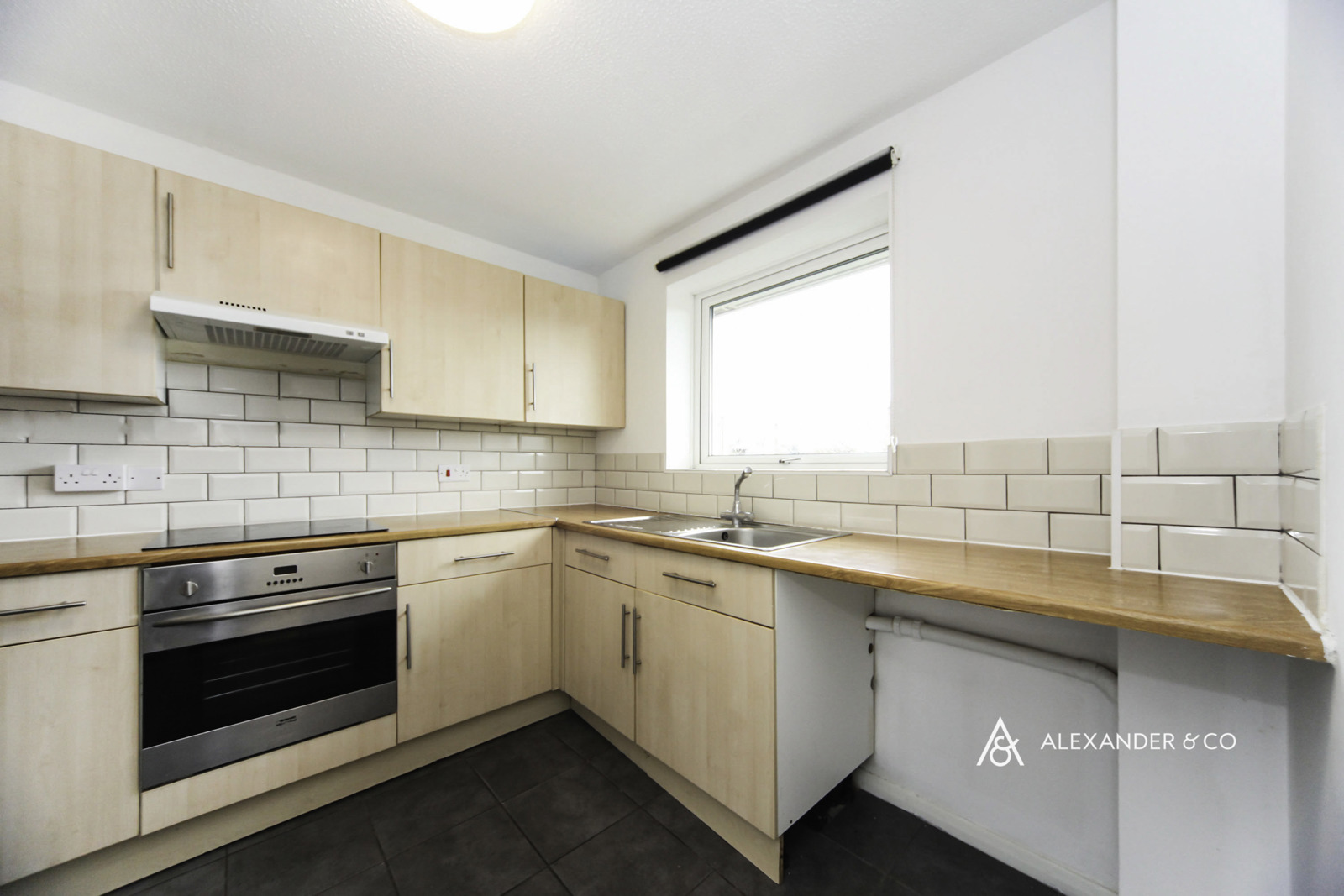 2 bedroom apartment to rent - Duchess Court, The Mall, Dunstable, LU5 - Property View 2