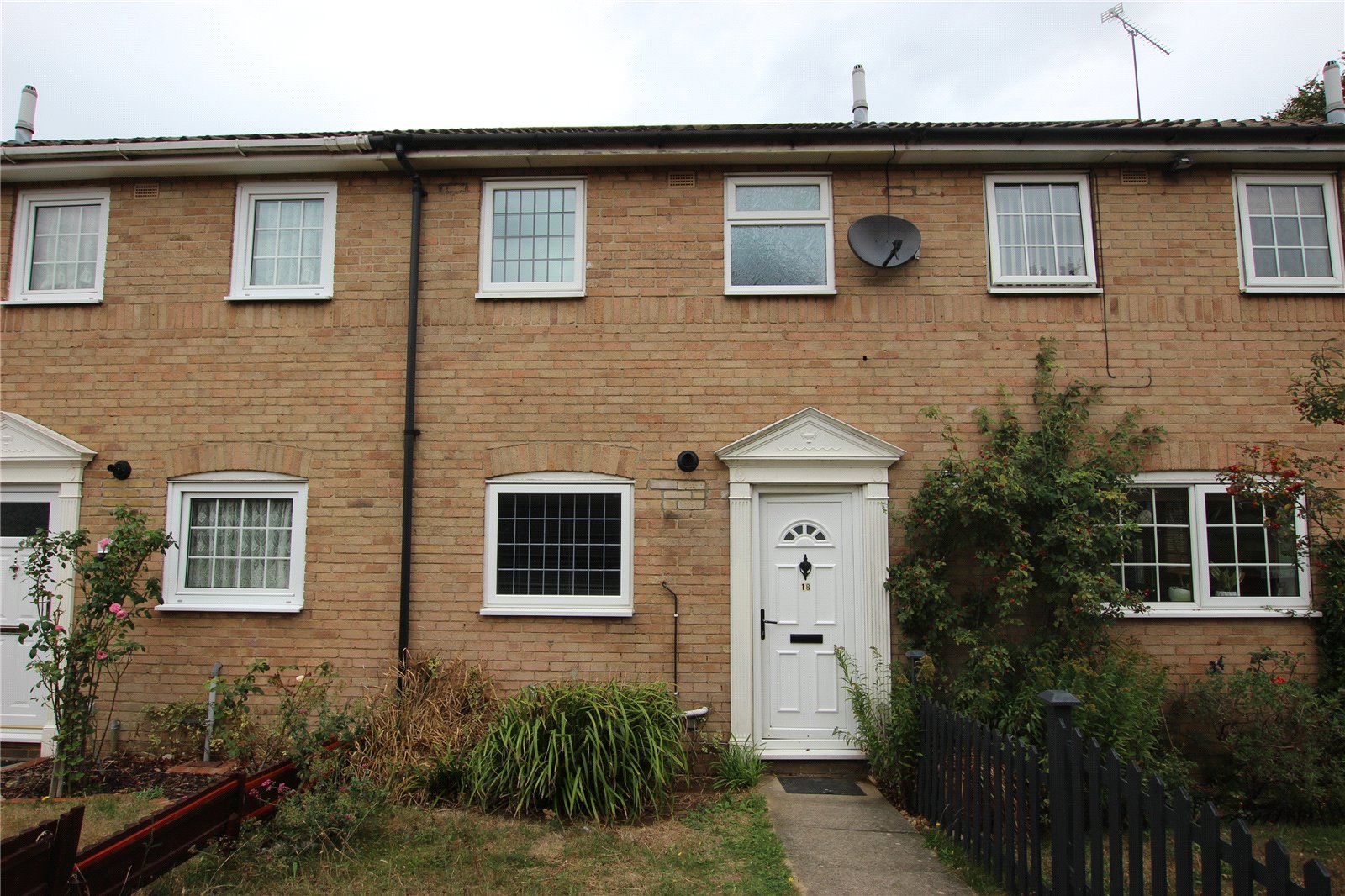 2 bedroom house to rent - Osprey Walk, Luton, LU4 - Property View 1