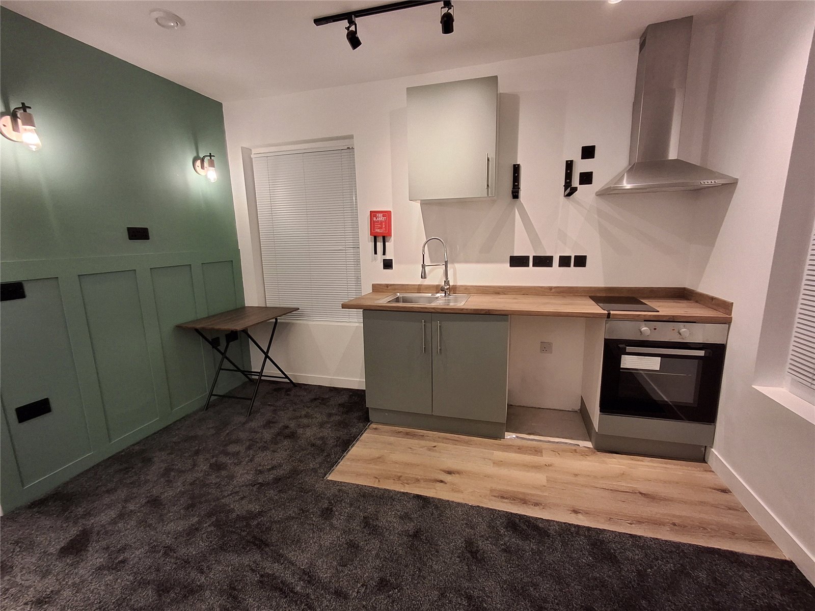 studio to rent - London Road, Luton, Bedfordshire, LU1 - Property View 2