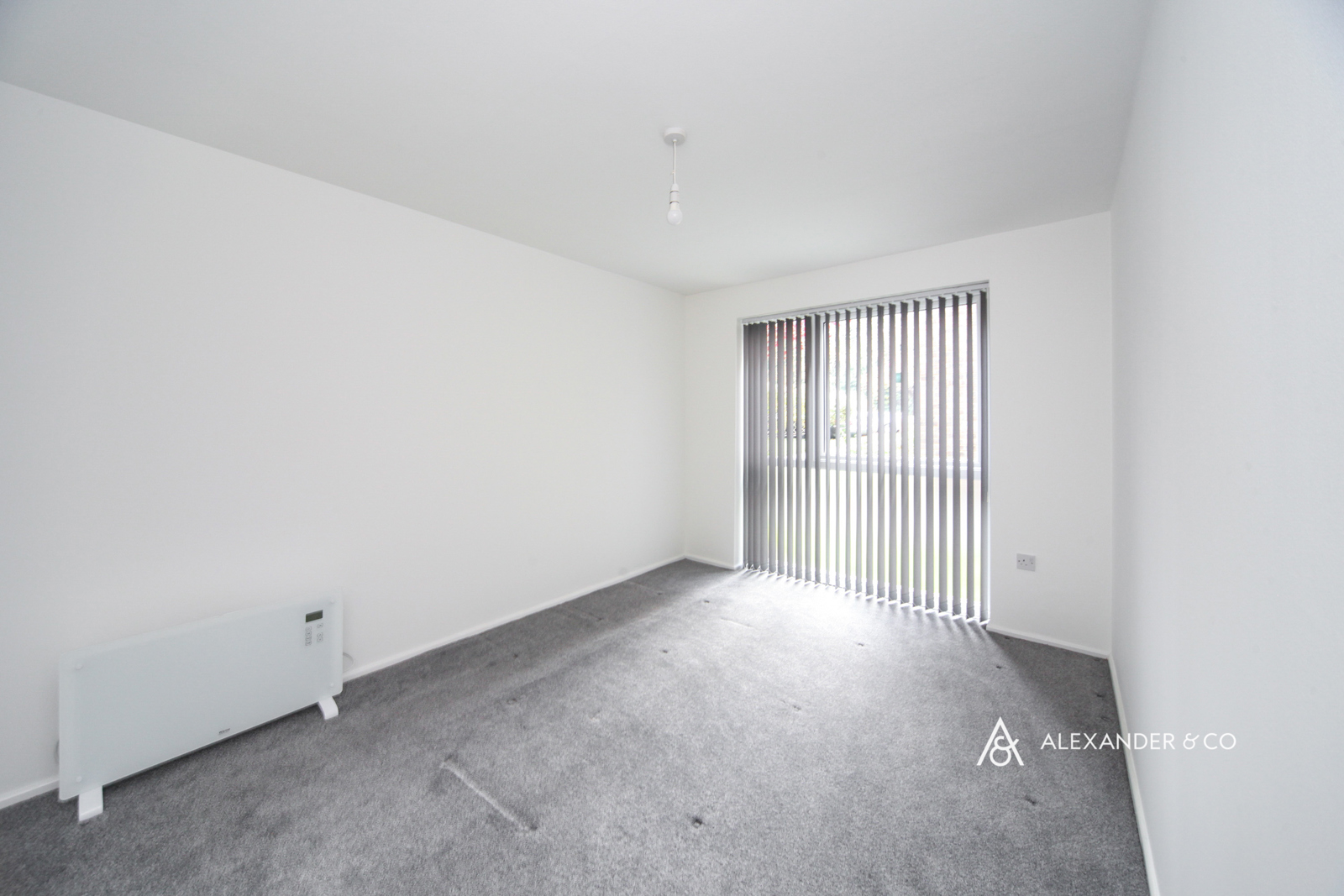 2 bedroom apartment to rent - The Mall, Dunstable, Bedfordshire, LU5 - Property View 2