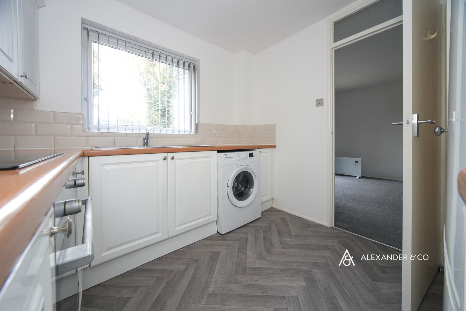 2 bedroom apartment to rent - The Mall, Dunstable, Bedfordshire, LU5 - Property View 3