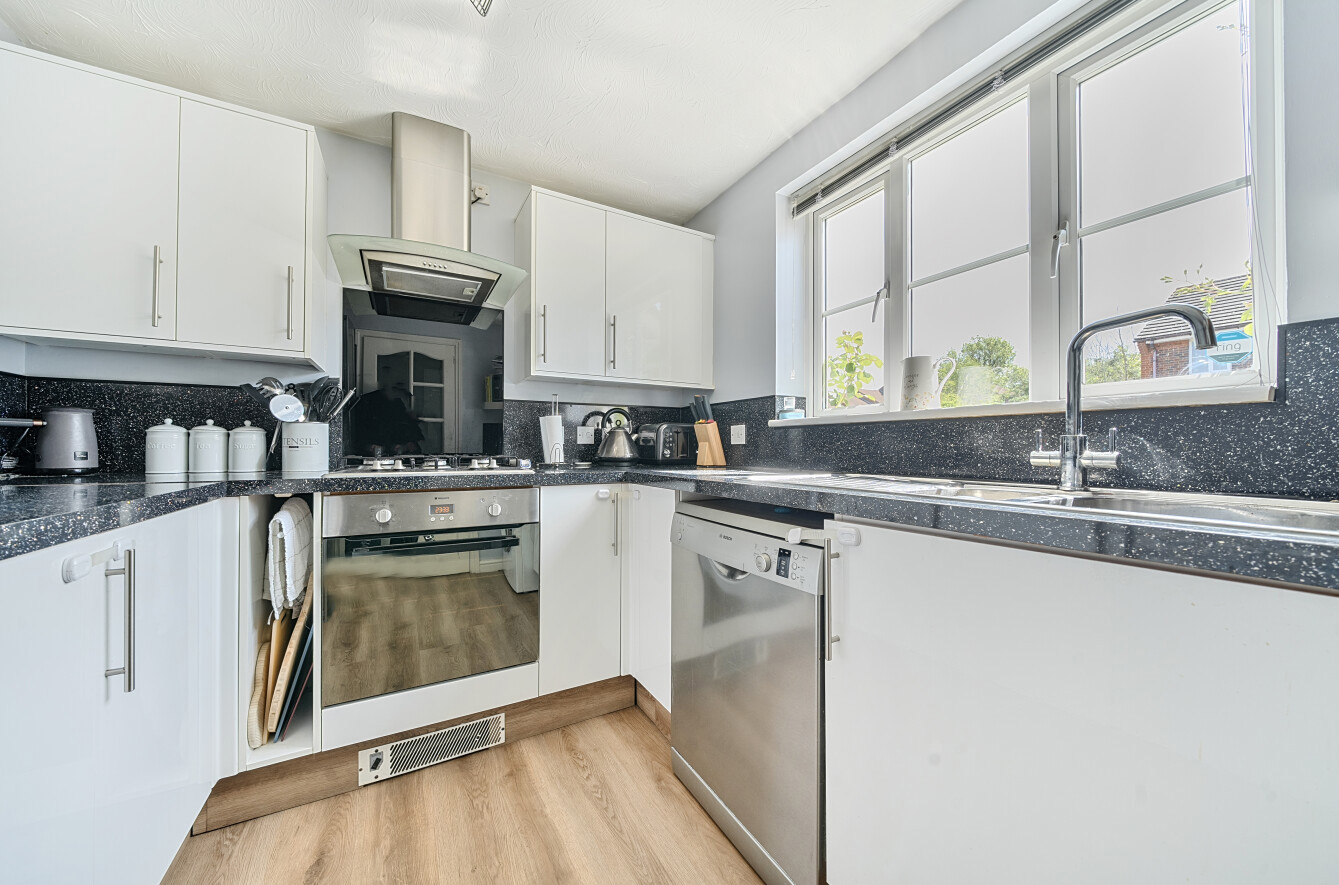 3 bedroom house for sale - Willoughby Close, Dunstable, LU6 - Property View 2