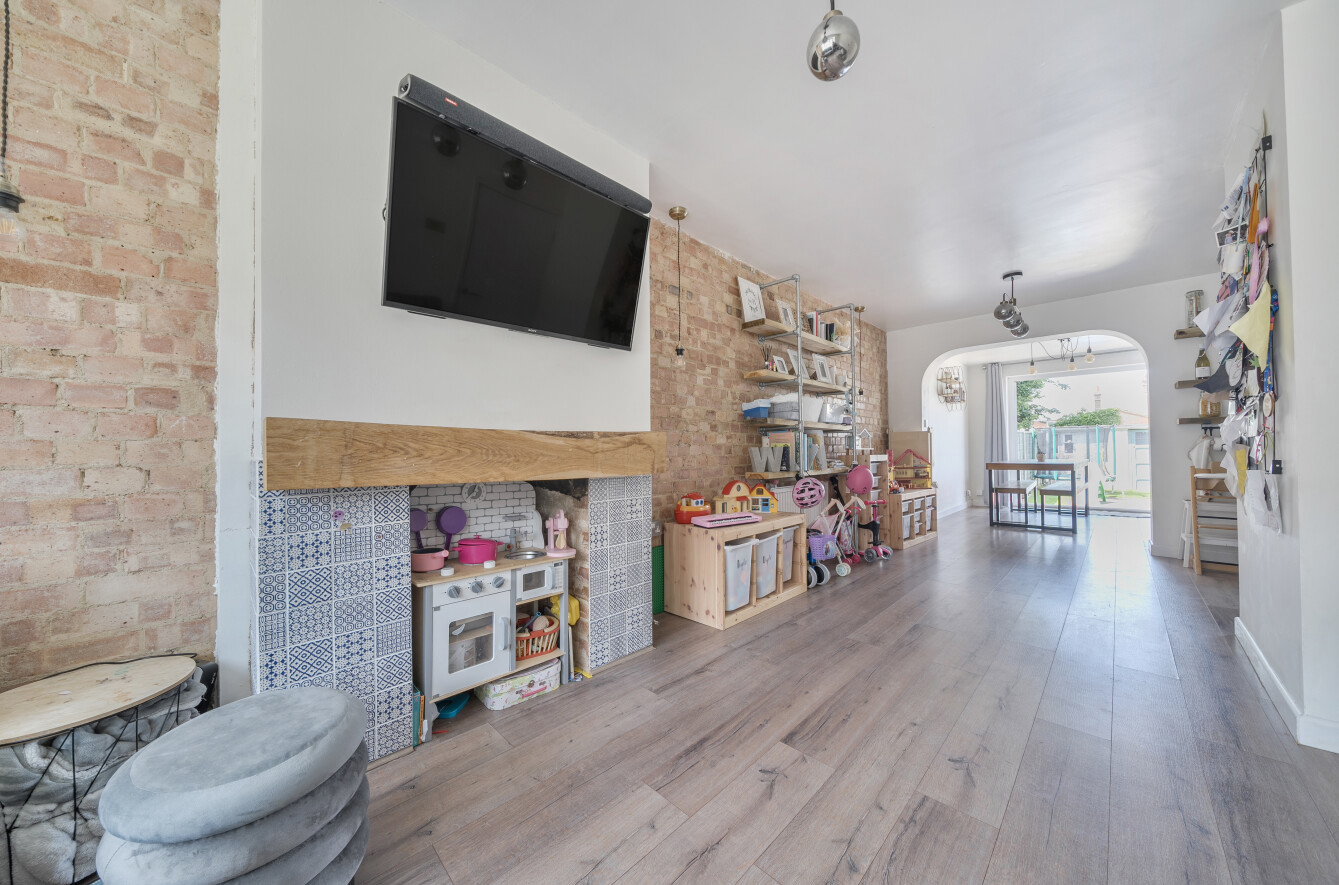 3 bedroom house for sale - Grove Road, Dunstable, Bedfordshire, LU5 - Property View 2