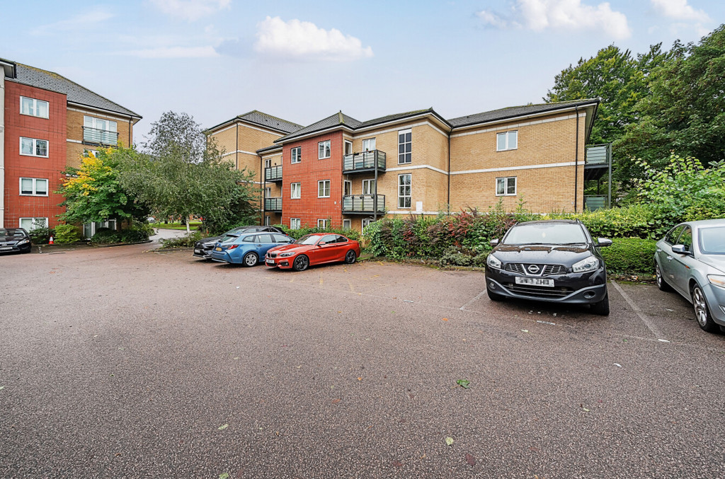 2 bedroom apartment for sale - The Parklands, Dunstable, Bedfordshire, LU5 - Property View 1