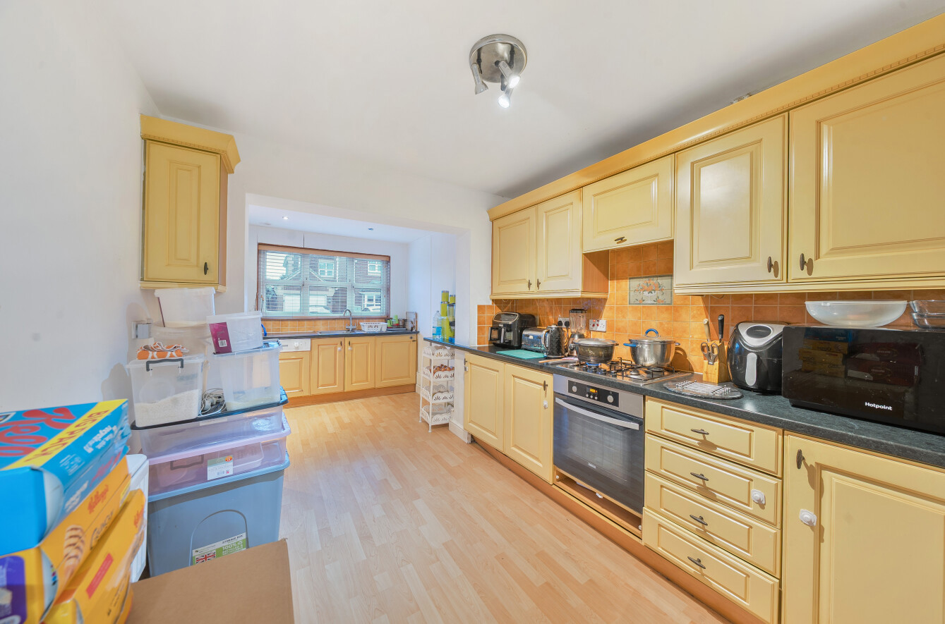 4 bedroom house for sale - Old Dairy Court, Poynters Road, Dunstable, Bedfordshire, LU5 - Property View 3