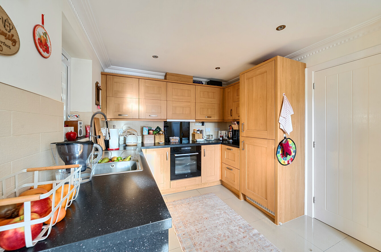 3 bedroom house for sale - Vauxhall Way, Dunstable, Bedfordshire, LU6 - Property View 3