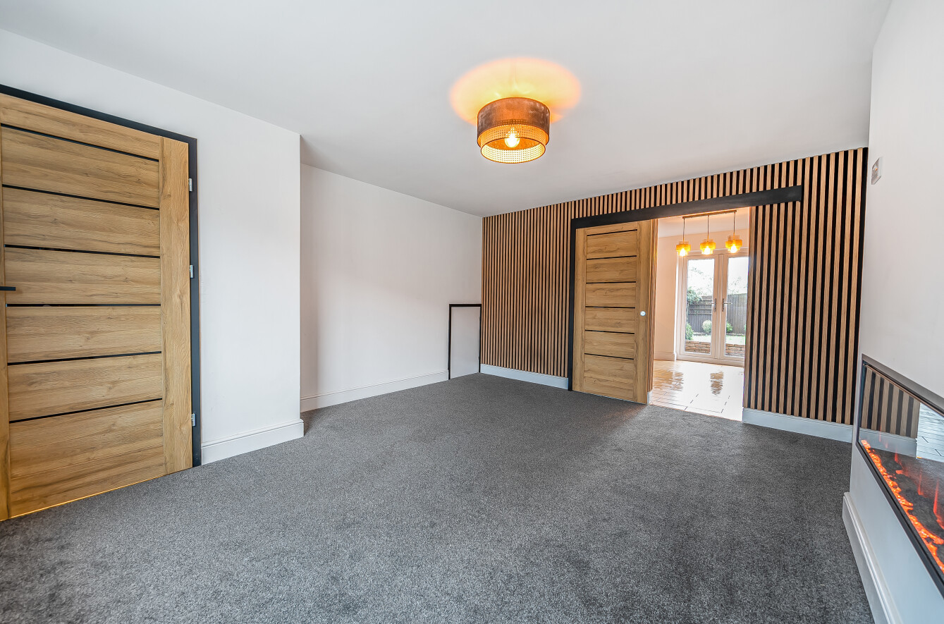 3 bedroom house for sale - Woodfield Gate, Dunstable, Bedfordshire, LU5 - Property View 3