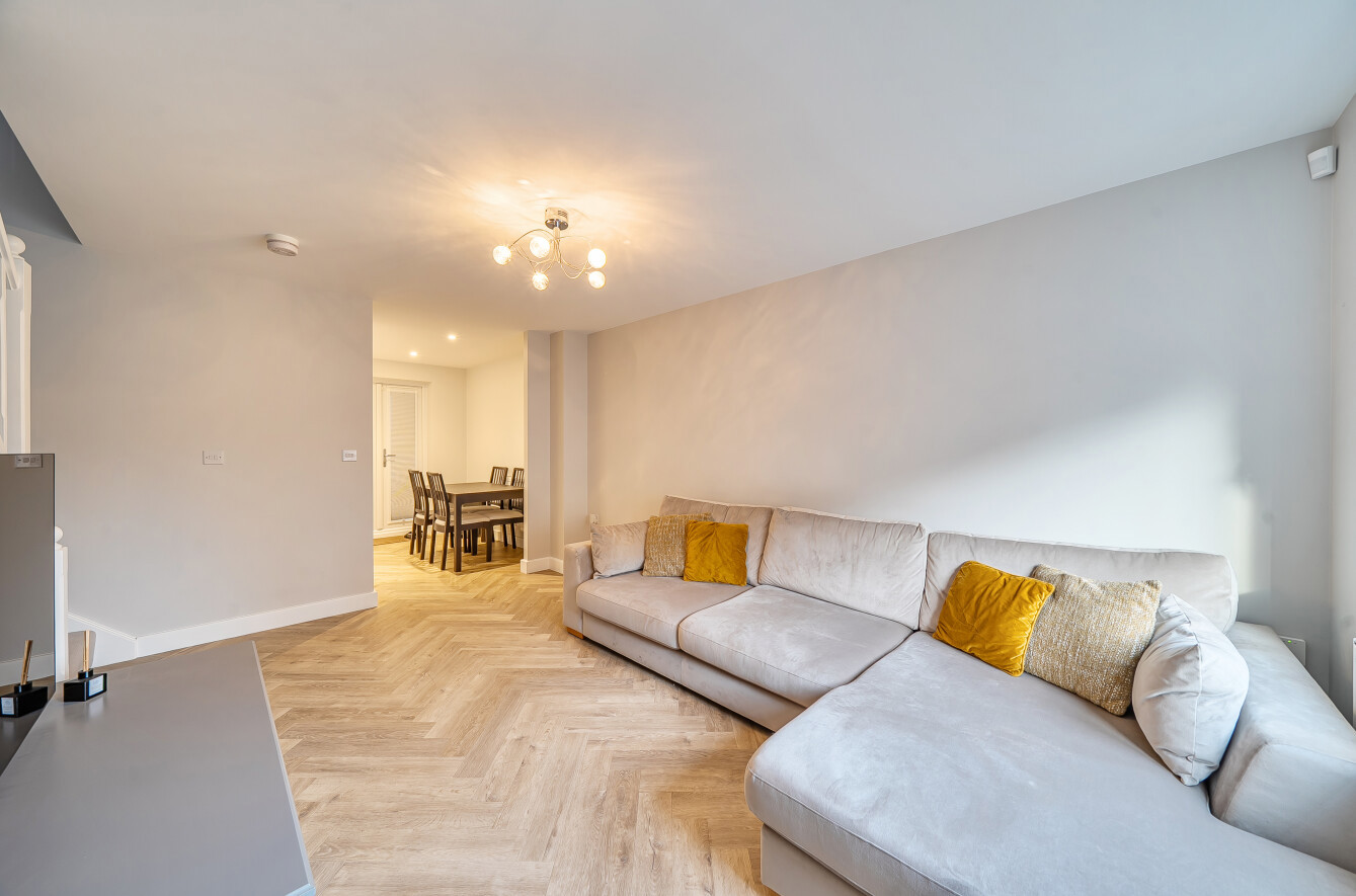 3 bedroom house for sale - Vauxhall Way, Dunstable, Bedfordshire, LU6 - Property View 3