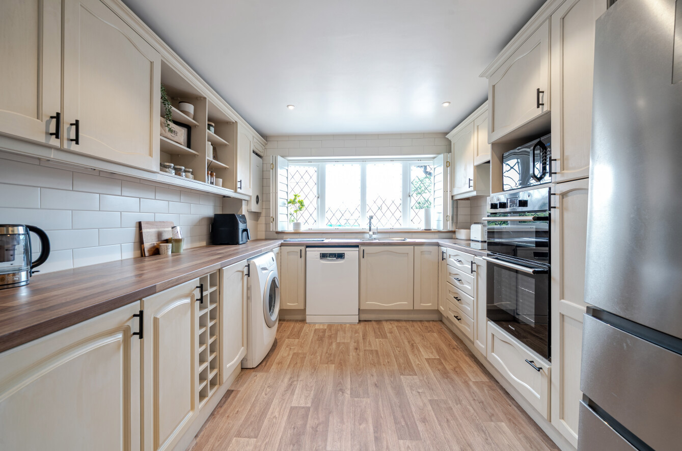 3 bedroom house for sale - Maple Way, Kensworth, Dunstable, Bedfordshire, LU6 - Property View 3