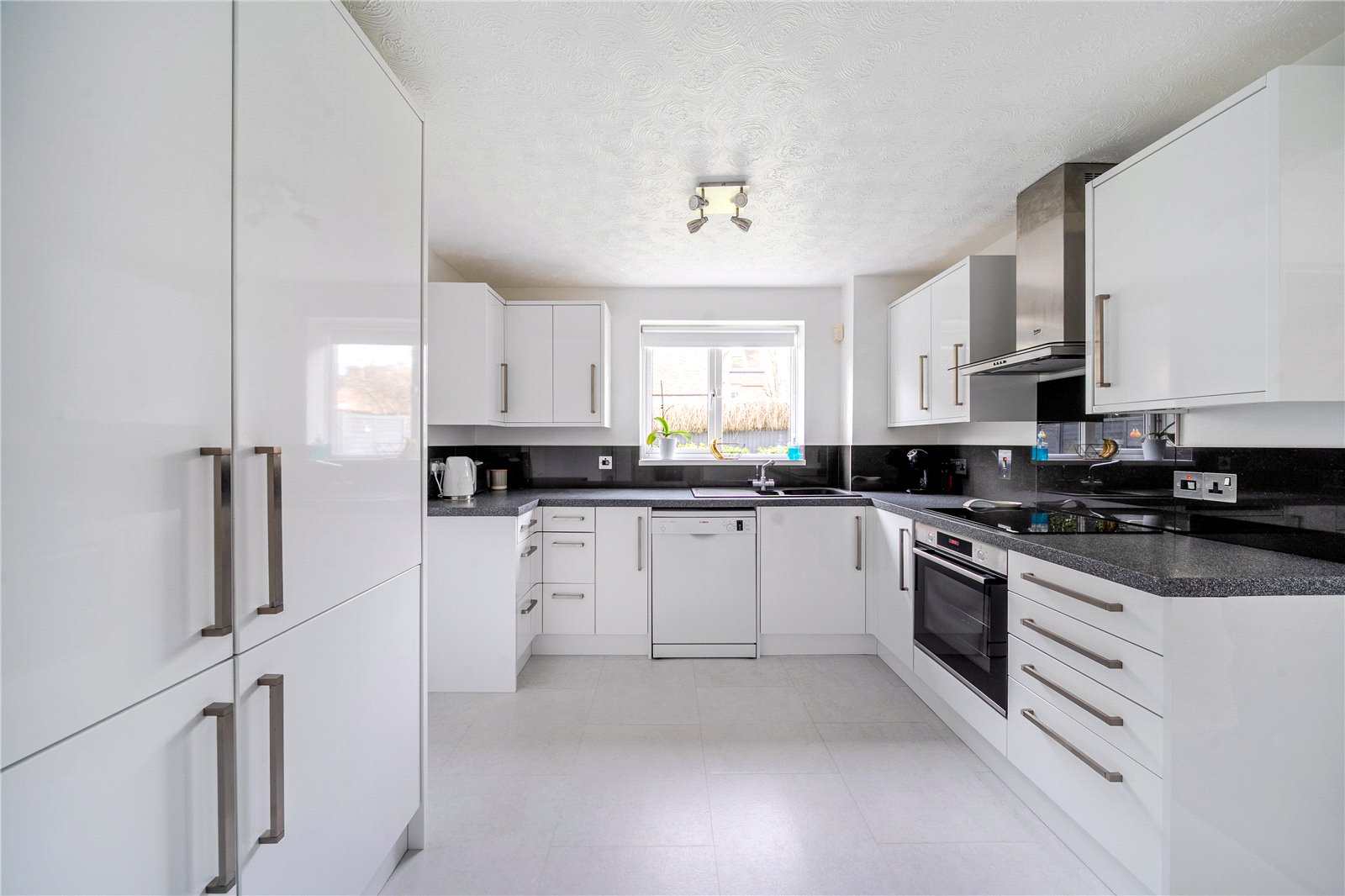 4 bedroom house for sale - Printers Way, Dunstable, Bedfordshire, LU6 - Property View 2