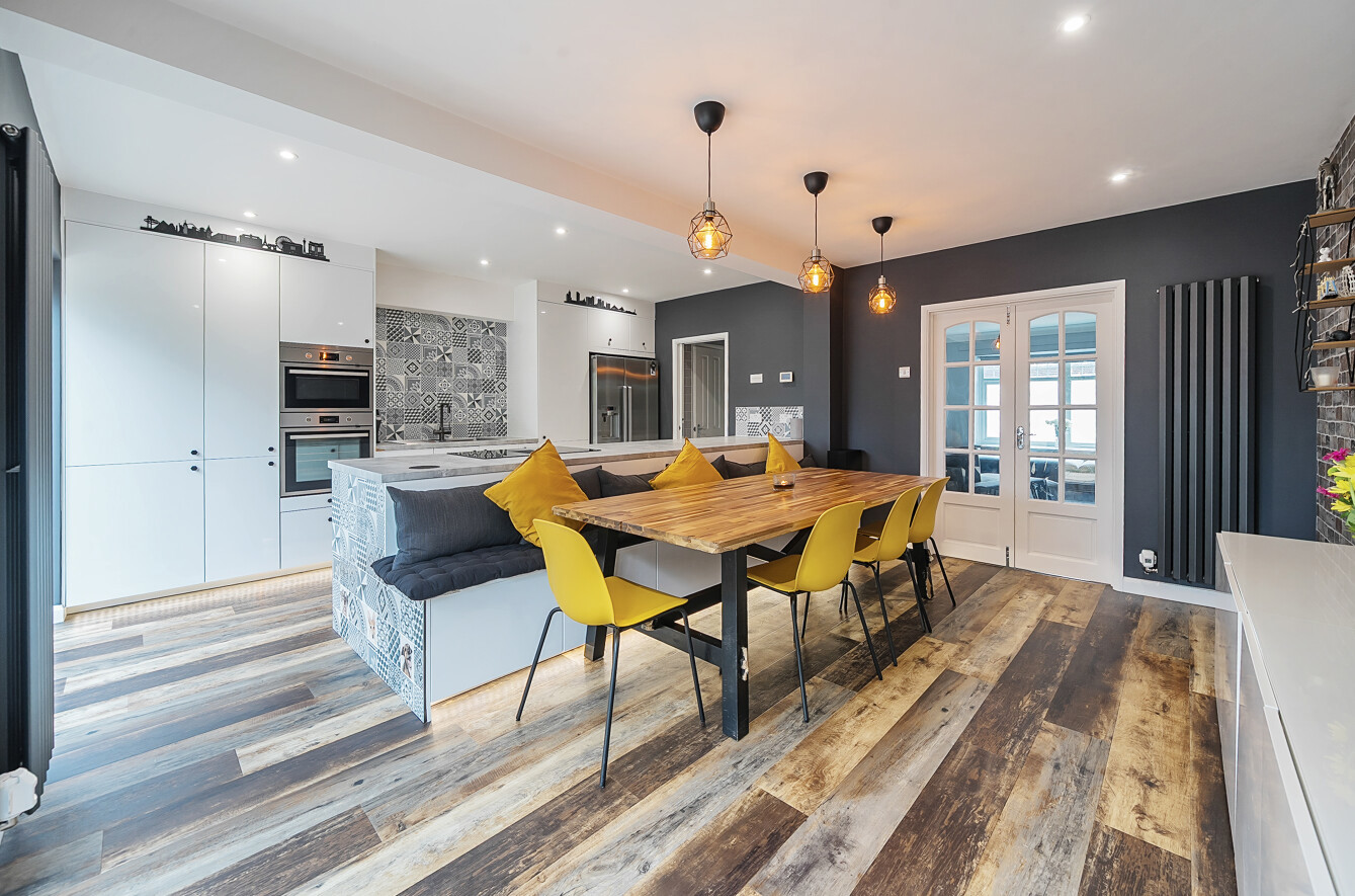 4 bedroom house for sale - Lowther Road, Dunstable, Bedfordshire, LU6 - Property View 2